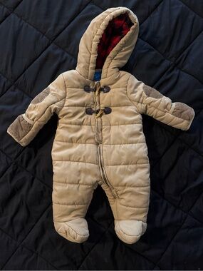 {PERRY ELLIS} Infant Quilted Hooded Snowsuit One-Piece in Beige